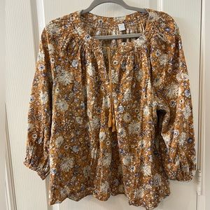 Old navy long sleeve floral shirt